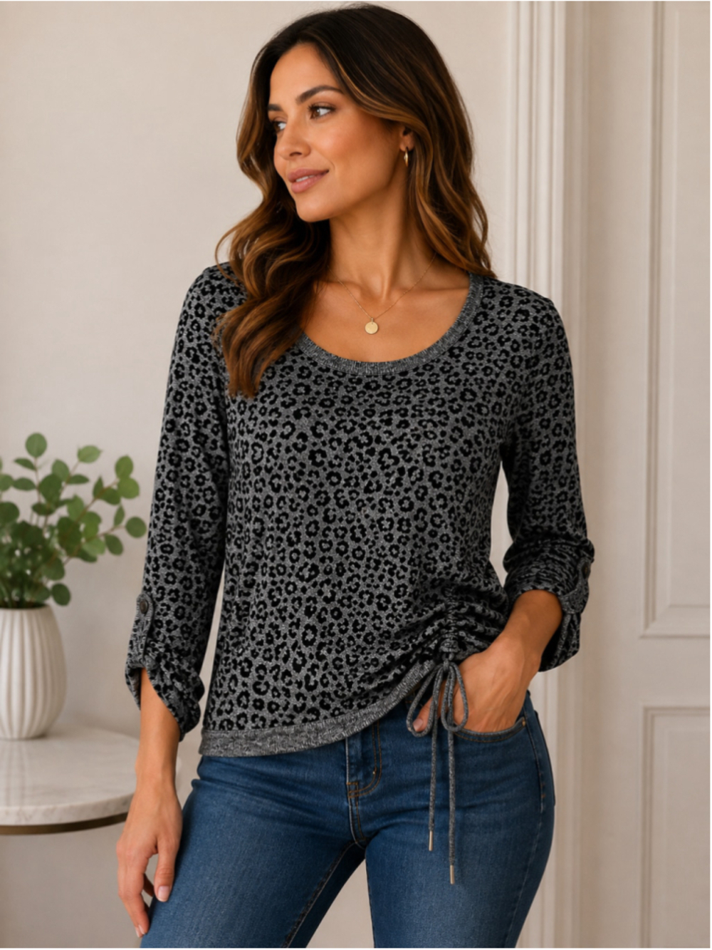 Lucky Brand Gray Leopard Print Ruched Side Knit Sweater Women’s Medium

Descript
